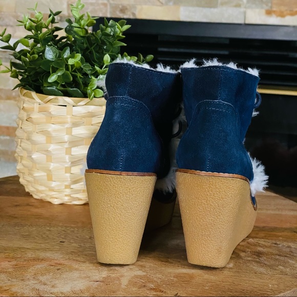 Navy Gap Suede & Shearling Gwen Ankle Boots Sz 6 - Picture 5 of 6
